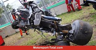 Der zweimalige weltmeister ist seinem rennstall alpine. Alonso Unfall In Australien Wie Hatte Sich Halo Ausgewirkt
