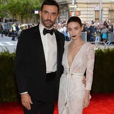 110 ответов 17 ретвитов 139 отметок «нравится». Rooney Mara Starportrat News Bilder Gala De