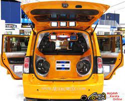 Cara tukar speaker kereta persona. Car Audio System Components Head Unit Subwoofer Amplifier Speakers Single Double Din