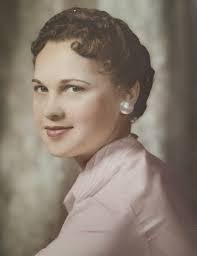 Madeline Dodge's Instagram, Twitter & Facebook