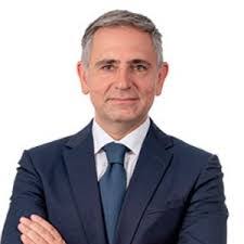 Almaquio Basurto's Instagram, Twitter & Facebook