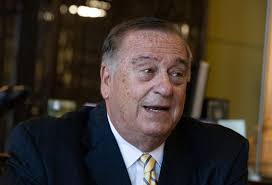 House follows Mariano's lead