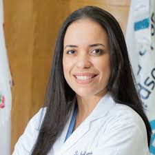 Anel Guzman's Instagram, Twitter & Facebook