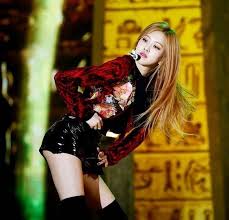 Rosé'yi çocuğunun annesi ve kendisinin karısı olmasını… Married To The Bully 2 Bts Jimin X Blackpink Rose Ff Chapter 19 Debut Showcase Wattpad