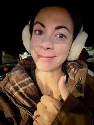 One of five times I've worn these earmuffs while living in Florida for 9  years. KNEW THEY WOULD COME IN HANDY!! 🤪 . . . #tampa #floridawinter  #florida