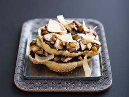Tartines De Tapenade Thon Et Parmesan Recettes Recette Thon En Boite Recette Alimentation