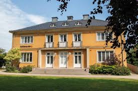 Östra skolan är en grundskola i eslöv. Eslovs Forsamlingsgard Svenska Kyrkan Eslov