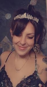 Crystal crowns. Different stones available. 😊👑