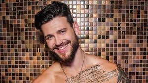 Potíže na letišti: Muži roku David Pleva a Petr Ngo málem nedoletěli na  světovou soutěž