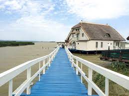 Die saison dauert von 1. Haus Im See Fertorakos Ungarn Lillytime