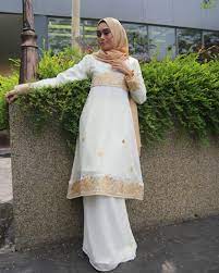 Pembayaran mudah, pengiriman cepat & bisa cicil 0%. Kurung Doll Peplum Saree Di Instagram Korang Kat Sini Ada Yang Peminat Tegar Peplum Labuh Tak Siapa Yang Ada Ko Gaya Berpakaian Pakaian Sederhana Peplum