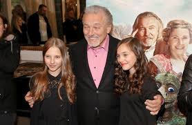 Starší dcera karla gotta si založila instagram. Pjvgnko6dc1qnm