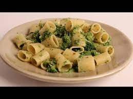Pasta With Broccoli Recipe Laura Vitale Laura In The Kitchen Episode 313 Broccoli Pasta Pasta Recipes Broccoli Pasta Recipe