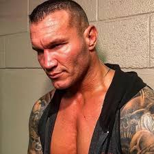 Bayley 👇🔥💪🏻 Sucks....? #community