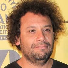 Dios los junta y ellos se separan (2006)