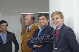 Ha tenido como principales maestros a su padre, el rejoneador david ribeiro telles. 1 Maio Em Almeirim Centro Equestre Antonio Ribeiro Telles Facebook