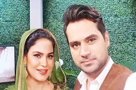 Veena Malik's husband Asad Khattak wants to reconcile with actress post  divorce