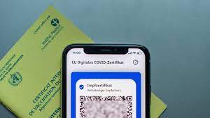 Wie erhalte ich das zertifikat? Digitaler Impfpass Der Eu Was Das Covid Zertifikat Bringt Reise Sz De