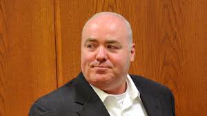 Kennedy cousin Skakel wins new trial in 1975 death