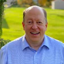 Daniel Burdick's Instagram, Twitter & Facebook