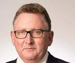 On the Money: Graeme Hart, Adrian Orr's investments, Tim Shadbolt's Hail  Mary, and more