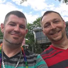 Seeking gay or bi friends in Newburyport