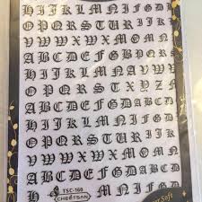 Estos diseños son elegantes y modernos. Juliette Nails Publicaciones Facebook