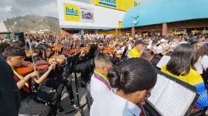 El presidente de Transcarrizal, Darwin Franceschi informó que se  establecieron nuevas rutas troncales dentro del municipio, con la finalidad  de acceder a los sectores lejanos y beneficiar así a los carrizaleños que