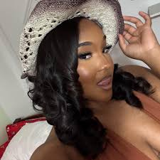 What restaurants are open