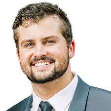 Travis Shrum's Instagram, Twitter & Facebook