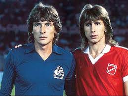 I have followed adriano falcioni's career with interest and have been impressed by his many cd recordings with demonstrate a large and varied repertoire. Cuando Gareca Y Falcioni Triunfaron Juntos En Colombia Goal Com