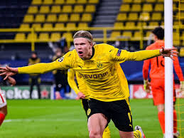 Explore the 2499 mobile wallpapers in the collection soccer and download freely everything you like! How Does Erling Haaland S Season Compare To Other Borussia Dortmund Legends Fear The Wall
