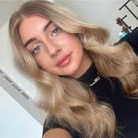 30+ "Melanie Ritchie" profiles