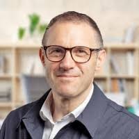 Toby Parker's Instagram, Twitter & Facebook