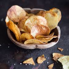Sei Keine Couch Potato So Kannst Du Chips Selber Machen Rezept Pommes Selber Machen Ofen Rezepte Susskartoffel Chips
