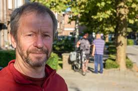 Bomenkap in Niel onder luid protest toch gestart: “Ik protesteer niet gauw,  maar dit gaat mijn verstand te boven”