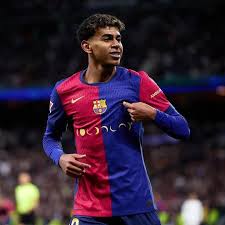 🚨 OFFICIAL! Lamine Yamal will wear the number 10 with FC Barcelona next season! 😍💙❤️