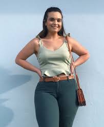 Beary Becca - Free pics, galleries & more at Babepedia