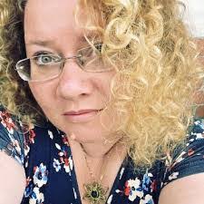 Kristin Eggers's Instagram, Twitter & Facebook