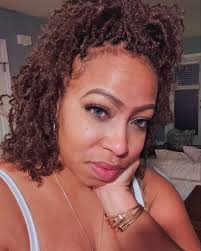 Transition from Traditional Locs to Microlocs