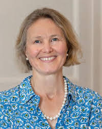 Lorna Barr's Instagram, Twitter & Facebook