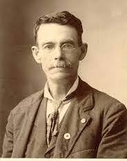 Jerry Simpson's Instagram, Twitter & Facebook