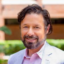 Fernando Walter's Instagram, Twitter & Facebook