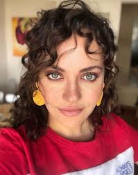 Didem Balcin Aka Selcan Hatun From Dirilis Ertugrul Biography Turkish Actors Turkish Women Beautiful Famous Warriors