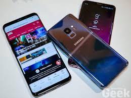 Samsung galaxy s9, üstün kamera performansı için özel olarak geliştirilmiş telefon modelleri arasında yer alıyor. Samsung Vous Vendra Le Galaxy S9 A 59 Euros Si Vous Etes Pret A Vous Separer De Votre Iphone X Journal Du Geek