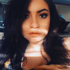 Lorina Leanne Flores (@rrinnaaa_flores)