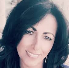 Donna Serna's Instagram, Twitter & Facebook