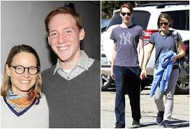 After she was firmly established as one of the. Family Of Jodie Foster One Of Hollywood S Darlings