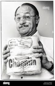 Character actor Dick Wilson, known for playing Mr. Whipple, poses with a  role of Charmin in Salt Lake City, Utah in 1978. He was there doing summer  theater Stock Photo
