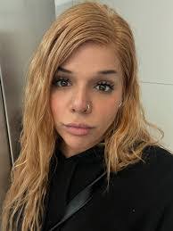 Shonette Monroe's Instagram, Twitter & Facebook